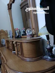  5 غرفه نوم كبيره ،، خشب زان طبيعي،، تفصيل ممتاز ،، الغرفه شبه جديييده