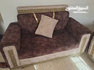  8 عفش للبيع مستعمل بحالة جيدة يحتاج لغسيل