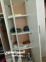  5 غرفه نوم اطفال للبيع  خزانه وسرير عدد 2 وكومودينا وتواليت وفراشات عدد2 وكفرات عدد2