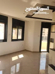  6 للايجار بالمصايف  قرب  وخلف وزاره المالية ع شارعين مفتوحه