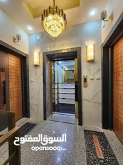  5 شقه طابق ثاني هندسي 140متر