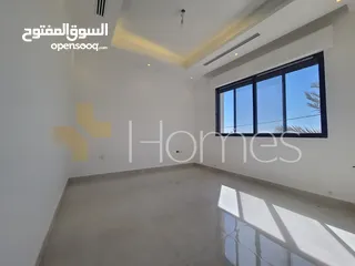  3 فيلا مستقلة للبيع في الطنيب، بمساحة ارض 650م