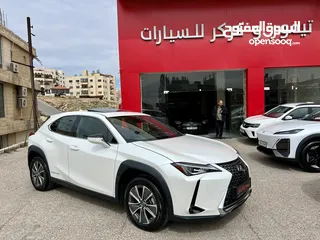  1 ليكزس UX300e كهربائية اعلى اضافات 2021