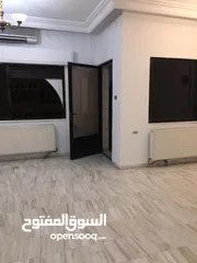  2 شقه مميزه للايجار في الشميساني 3 غرف نوم منهم 2 ماستر. بلكونه عدد 2. مطبخ كبير ومميز. تدفئه ومكيفات