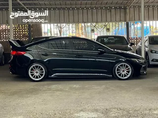  3 ‏Hyundai افانتي 2018 Sport Turbo