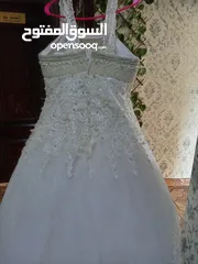  5 فستان زفاف بدون طرحه للبيع