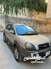 1 هونداي توسان 2009 للبيع بحاجة إلى دهان خارجي فقد