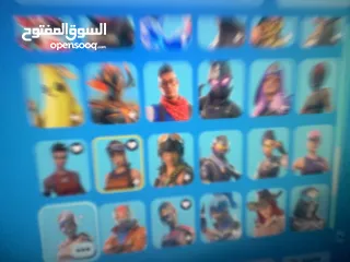  4 حساب فورت نايت اساسي سيزون 1 و 2 و3