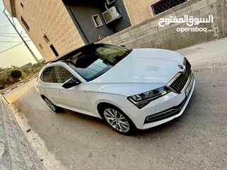  1 سكودا سوبير 2022 للبيع