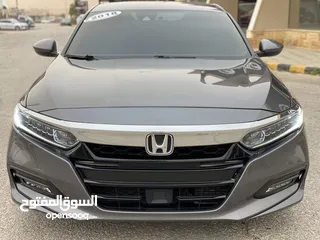  17 Honda Accord Hybrid 2018