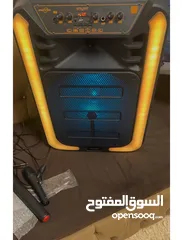  15 سماعة حفلات BT Speaker .. 15 inch  لا سلكية .. جديدة جدا استعمال مرة واحدة فقط . التواصل عبر الواتس