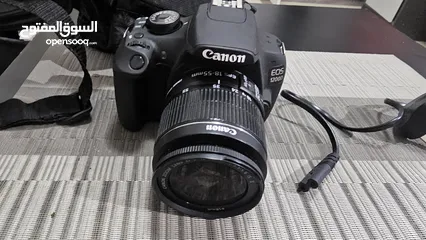  1 كاميرا كانون EOS 1200 D