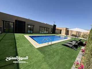  10 شاليه للايجار من اكبر شاليهات كامباوند giving