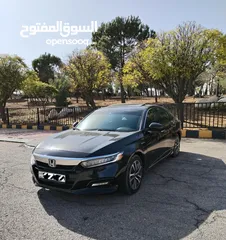  2 Honda accord touring 2018