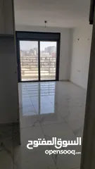  3 شقه فارغة لم تسكن من قبل في المصيون قرب سوبرماركت برافو