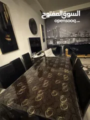  1 طاولة سفرة للبيع