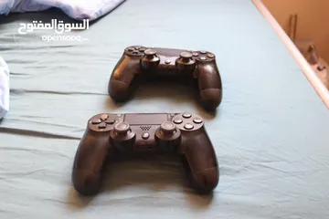  8 بلايستيشن 4 برو للبيع 1tb مستعمل سنتين شبه جديد