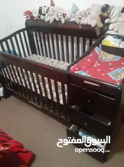  4 سرير اطفال مميزه جدا  للبيع