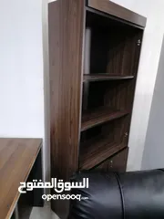  5 خزانه ومكتبه للكتب وللملفات