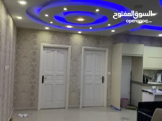  4 ورق جدران 2025