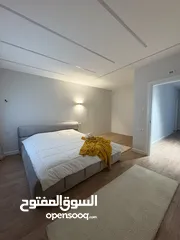  7 شقة في عين منجد للبيع دفعة وشيكات شهرية