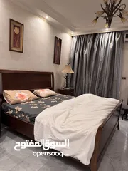  9 شقه دوبلكس ارضي طابقين مفروشه للإيجار بمدخل خاص منفصل عن باقي العماره مع كراج خاص خصوصيه تامه