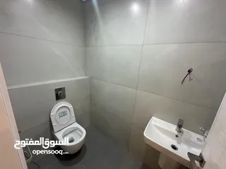  6 شقة غير مفروشة مجددة بالشميساني ( Property 42470 )-175034401