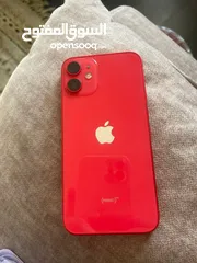  3 Iphone 12 (red edition) Battery:86%