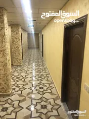  11 مكاتب حديثه وجديده  مع مصعد مطبخ  تصلح عيادات صحيه او مختبرات او شركات او محاميين او غيره من الاعمال