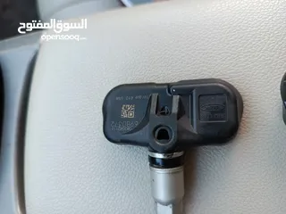  4 حساسات عجال وبخاخات بريوس 2008