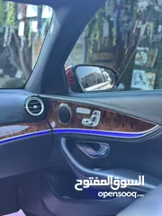  19 ‏Mercedes - Benz  E300 de