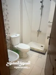  16 شقة فارغة للبيع