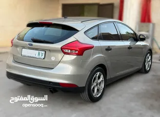  3 سيارة فورد فوكس 2016 بوضع ممتاز للبيع كاش بداعي السفر