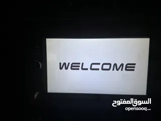  8 شاشه سياره عادية