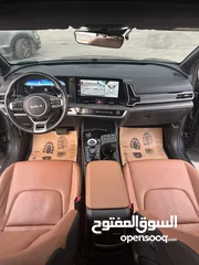  3 كيا سبورتاج هايبرد 2023 - فل كامل مع بانوراما - غرفة مميزه - عداد قليل اصلي - إمكانية التقسيط.