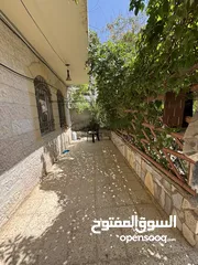  1 بيت عائله كبير للاجار الشهري
