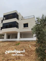  24 بيت جديد مكون من ثلاث طوابق مشطب غير مسكون مساحة 460 متر+70متر ترس بالقرب من شركة النزيه للبلاط