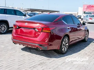  3 Nissan Altima 2019 very clean