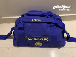  1 شنطة نادي النصر السعودي موسم 2017-2016 اصلي من المتجر