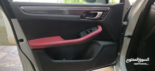  23 Porsche macan 2019  رمادي فاتح  وارد الوكاله مالك واحد   مواصفات خاصه ...مالك واحد  بسعر مميز
