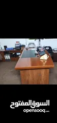  1 مكتب مدير. + كراسي ستولز+ بوفيه تلفزيون مع رفوف جانبيه
