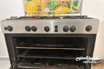  2 فرن غاز بلو ايطالي بحالة ممتازه