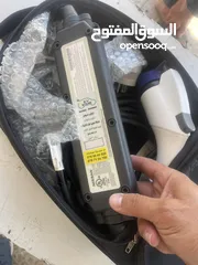 3 شاحن نيسان ليف