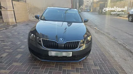  1 سكودا اوكتافيا  1500 بنزين جير عادي 2019، في حالة ممتازة، 30 الف كيلو