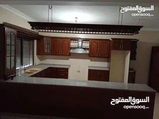 15 شقة فارغة للايجار في منطقة مرج الحمام 185متر