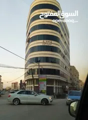  1 مكتب للايجار في جنين دوار الداخلية مطل على الشارع العسكري تشطيب سوبر ديلوكس يوجد ماء وكهرباء