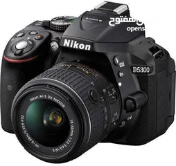  1 كاميرا نيكون D5300 مستعمل بحالة جيدة جدا