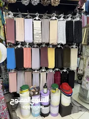  4 محل تجاري عطور ومكياج وشالات بسوق الوحدات