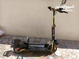  4 Crony scooter