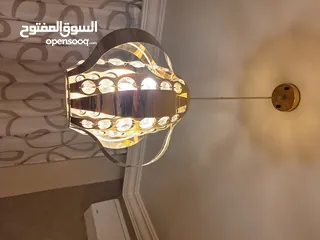  11 ثريا لون ذهبي مع ليد كريستال ( ستينلس ستيل) عدد 2 مستعملة بحالة ممتازة